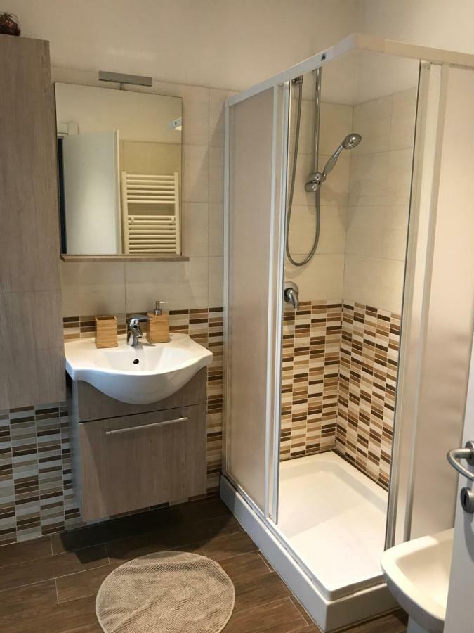 Marina Apartment & Suite Verbania Exteriér fotografie