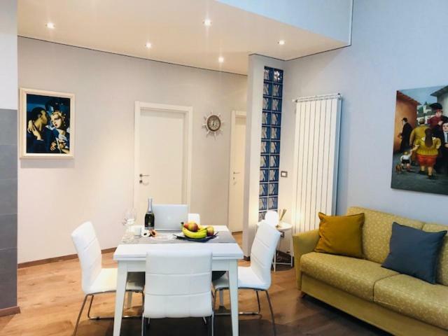 Marina Apartment & Suite Verbania Exteriér fotografie